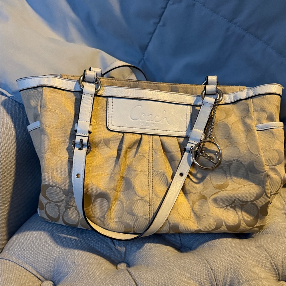 Coach Cream and White Signature Shoulder Bag